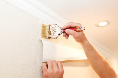 Pose de papier peint aux Choux — revêtements muraux et toiles de verre